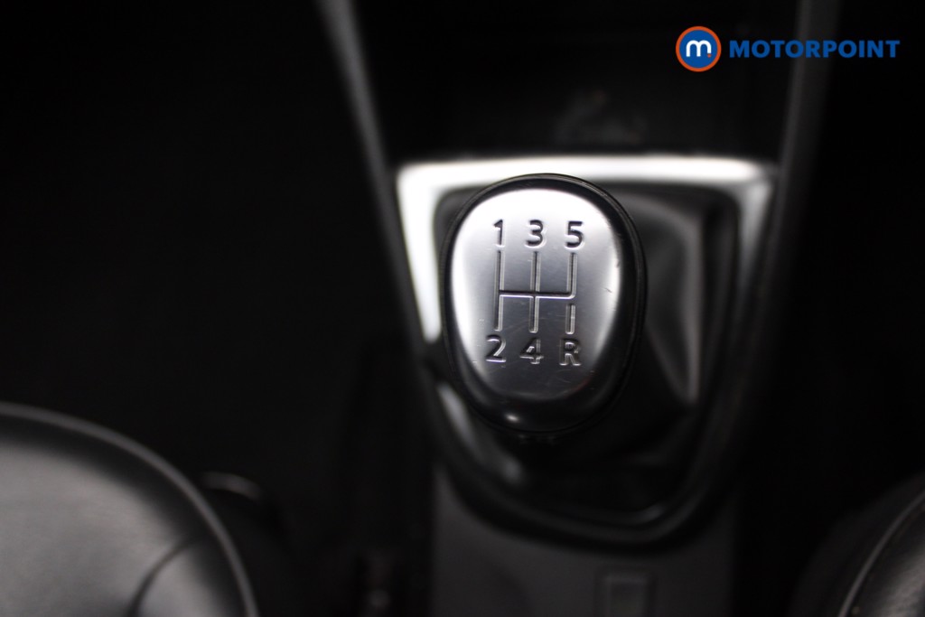 Renault Captur Gt Line Manual Petrol SUV - Stock Number (1548554) - 10th supplementary image