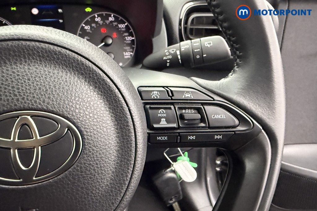 Toyota Yaris Icon Automatic Petrol-Electric Hybrid Hatchback - Stock Number (1548583) - 11th supplementary image
