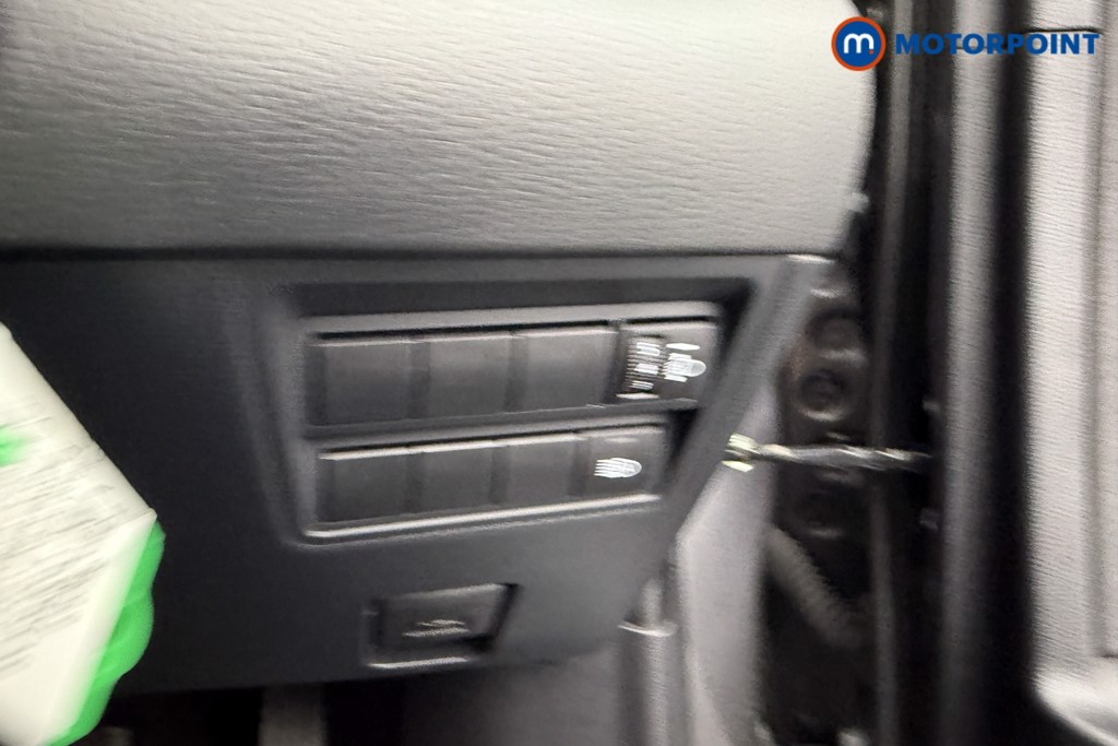 Toyota Yaris Icon Automatic Petrol-Electric Hybrid Hatchback - Stock Number (1548583) - 12th supplementary image
