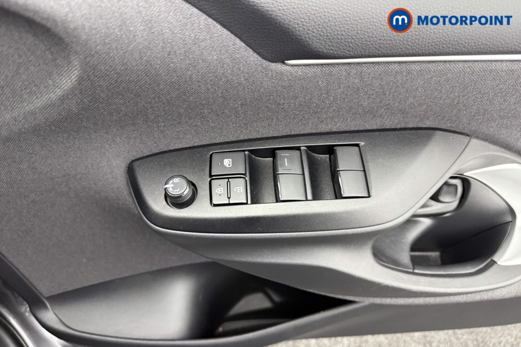 Toyota Yaris Icon Automatic Petrol-Electric Hybrid Hatchback - Stock Number (1548583) - 13th supplementary image