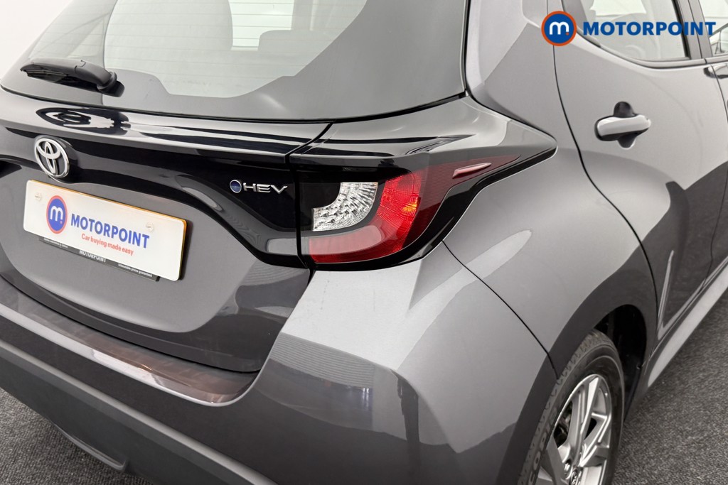 Toyota Yaris Icon Automatic Petrol-Electric Hybrid Hatchback - Stock Number (1548583) - 23rd supplementary image