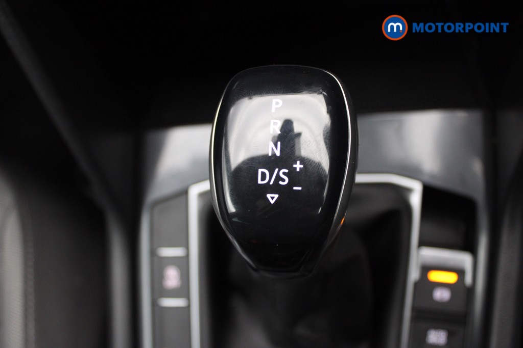 Volkswagen Tiguan Life Automatic Petrol SUV - Stock Number (1549289) - 10th supplementary image