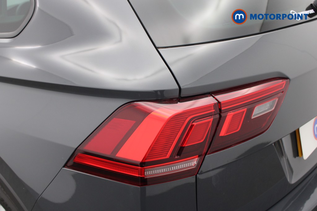 Volkswagen Tiguan Life Automatic Petrol SUV - Stock Number (1549289) - 25th supplementary image