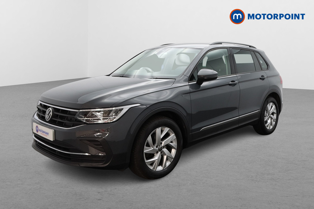 Volkswagen Tiguan Life Automatic Petrol SUV - Stock Number (1549289) - Passenger side front corner