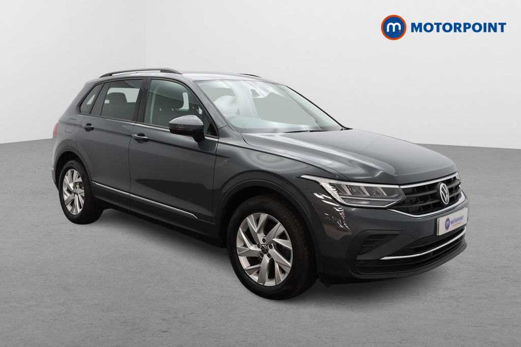 Volkswagen Tiguan Life Automatic Petrol SUV - Stock Number (1549289) - Drivers side front corner