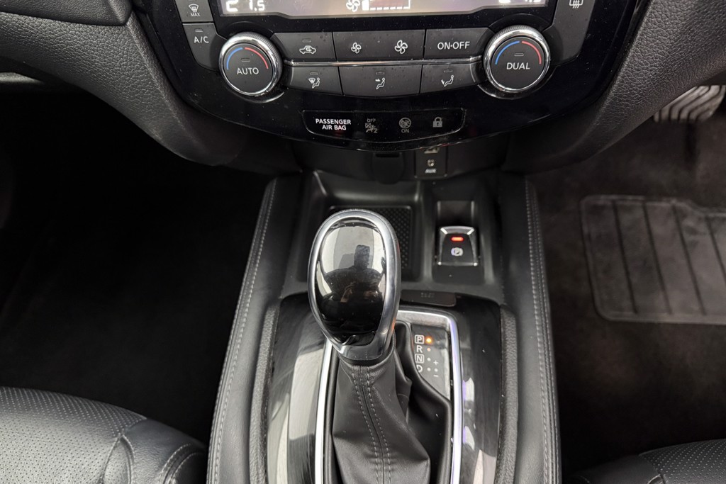Nissan X-Trail Tekna Automatic Petrol SUV - Stock Number (1549406) - 9th supplementary image