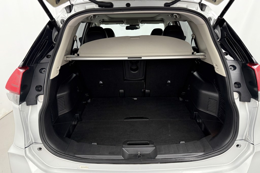 Nissan X-Trail Tekna Automatic Petrol SUV - Stock Number (1549406) - 19th supplementary image