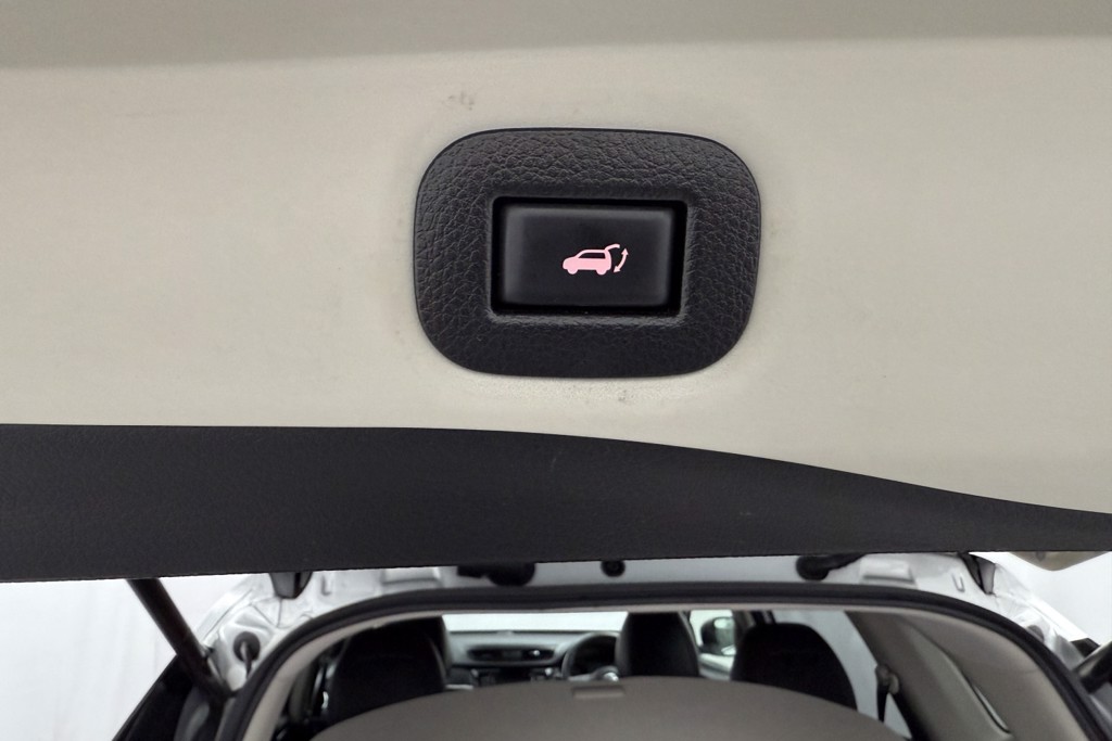 Nissan X-Trail Tekna Automatic Petrol SUV - Stock Number (1549406) - 20th supplementary image