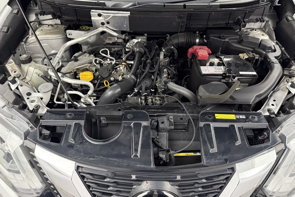 Nissan X-Trail Tekna Automatic Petrol SUV - Stock Number (1549406) - 23rd supplementary image