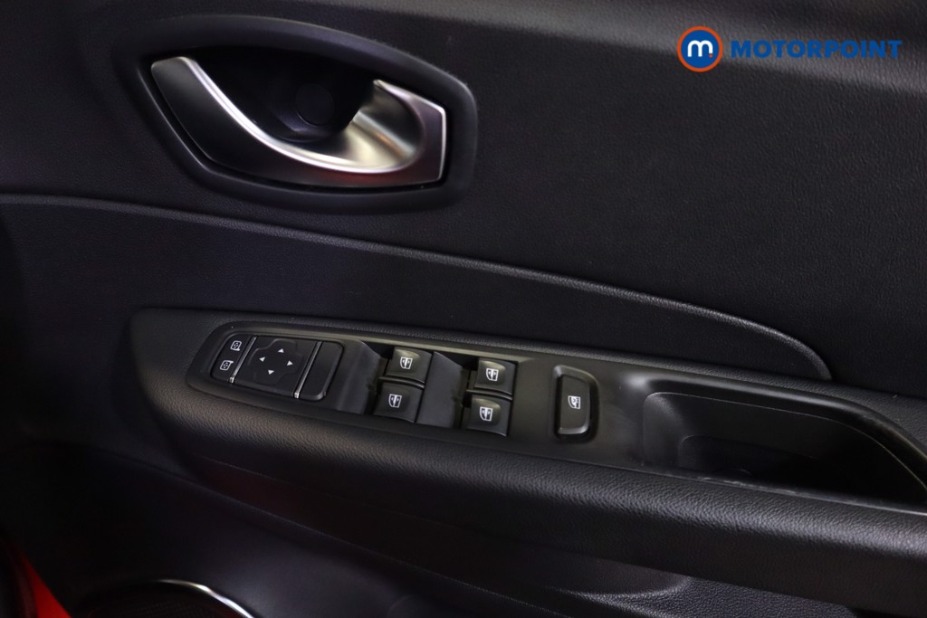 Renault Captur Iconic Manual Diesel SUV - Stock Number (1549458) - 3rd supplementary image
