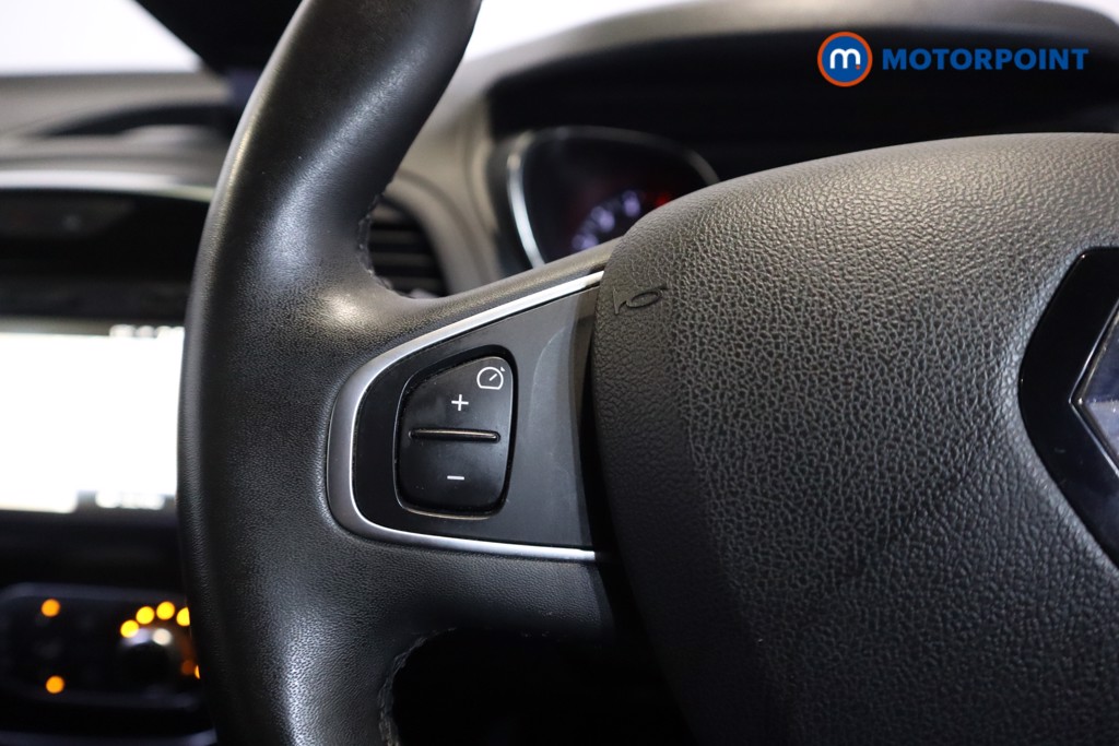 Renault Captur Iconic Manual Diesel SUV - Stock Number (1549458) - 8th supplementary image