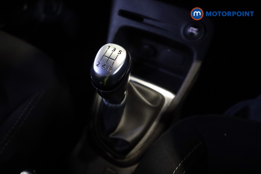 Renault Captur Iconic Manual Diesel SUV - Stock Number (1549458) - 16th supplementary image