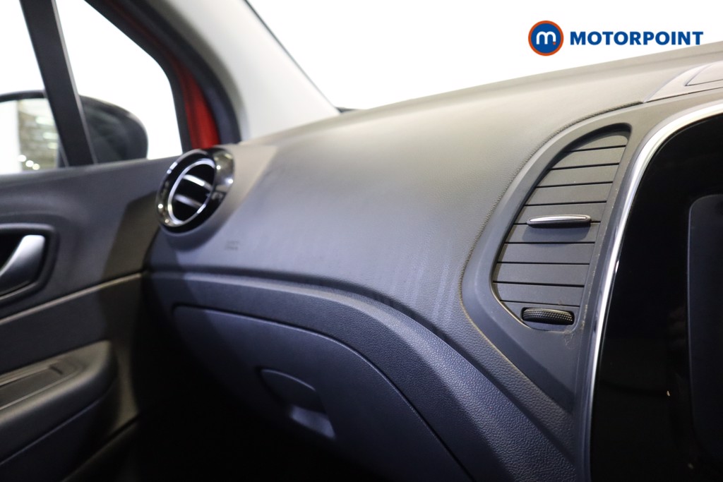 Renault Captur Iconic Manual Diesel SUV - Stock Number (1549458) - 18th supplementary image