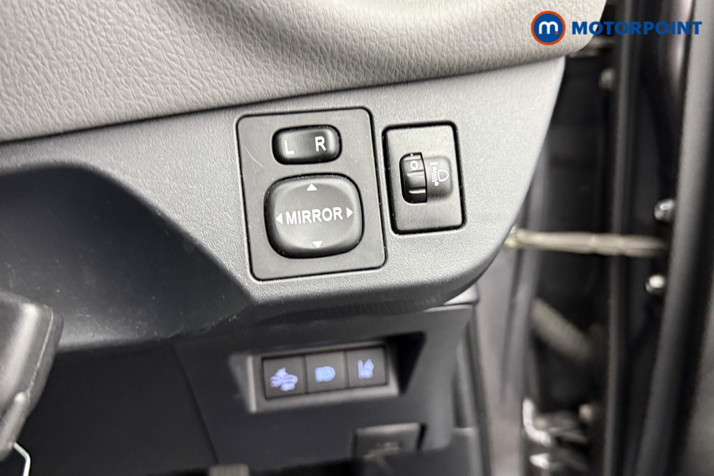 Toyota Yaris Icon Manual Petrol Hatchback - Stock Number (1549797) - 13th supplementary image