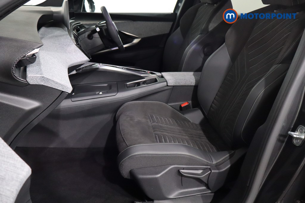 Peugeot 3008 GT Automatic Electric SUV - Stock Number (1550100) - 4th supplementary image