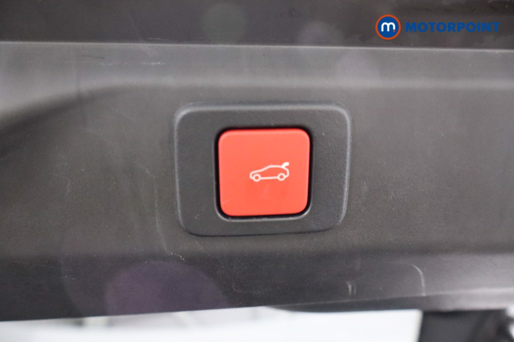 Peugeot 3008 GT Automatic Electric SUV - Stock Number (1550100) - 26th supplementary image