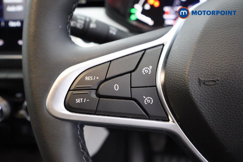 Renault Clio Techno Manual Petrol Hatchback - Stock Number (1550219) - 2nd supplementary image