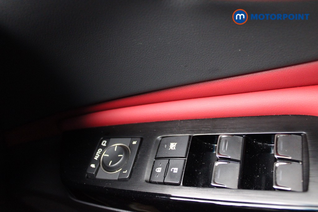 Lexus ES F-Sport Automatic Petrol-Electric Hybrid Saloon - Stock Number (1550381) - 18th supplementary image