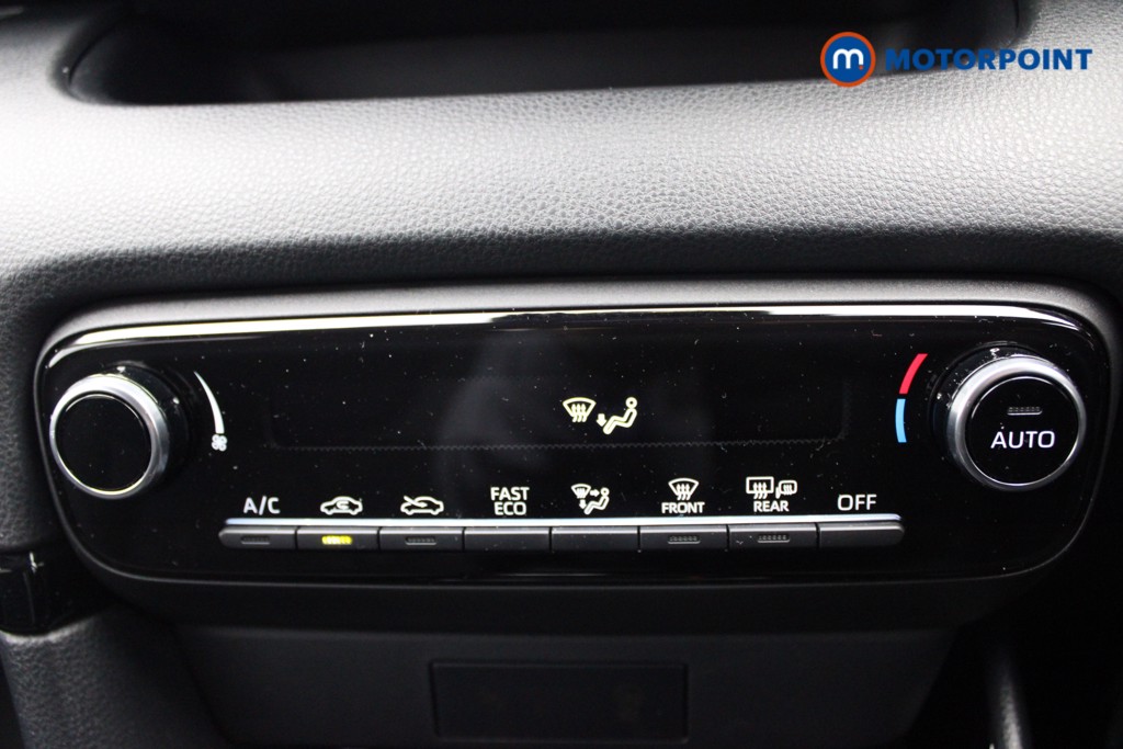 Toyota Yaris Design Automatic Petrol-Electric Hybrid Hatchback - Stock Number (1550465) - 7th supplementary image