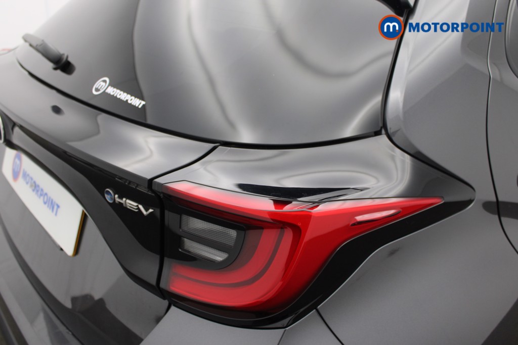 Toyota Yaris Design Automatic Petrol-Electric Hybrid Hatchback - Stock Number (1550465) - 21st supplementary image
