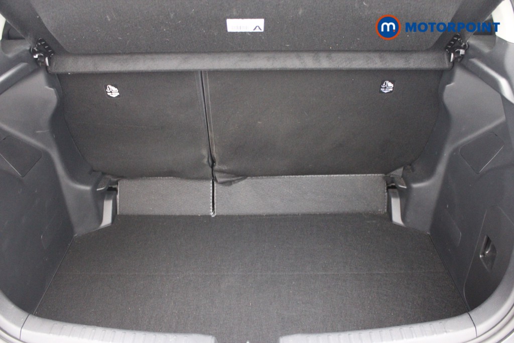 Toyota Yaris Design Automatic Petrol-Electric Hybrid Hatchback - Stock Number (1550465) - 26th supplementary image