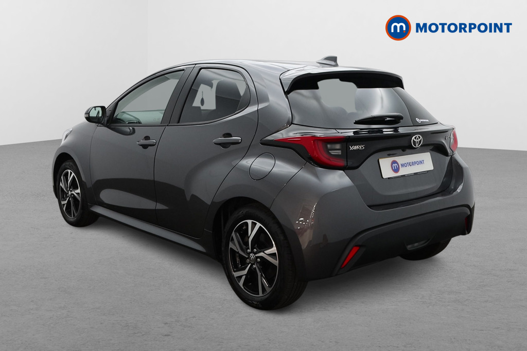 Toyota Yaris Design Automatic Petrol-Electric Hybrid Hatchback - Stock Number (1550465) - Passenger side rear corner