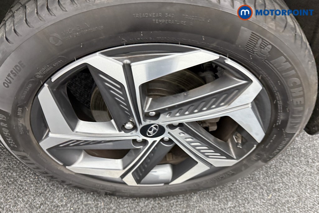 Hyundai Tucson Ultimate Automatic Petrol Plug-In Hybrid SUV - Stock Number (1550518) - 35th supplementary image
