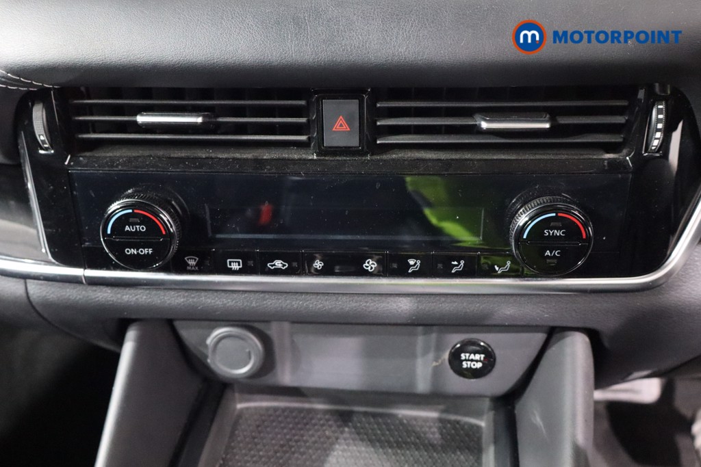 Nissan Qashqai N-Connecta Automatic Petrol-Electric Hybrid SUV - Stock Number (1550617) - 13th supplementary image