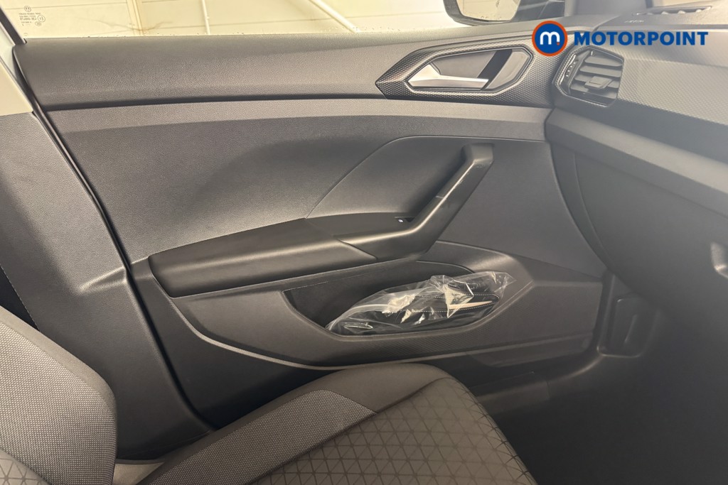 Volkswagen T-Cross SE Manual Petrol SUV - Stock Number (1550878) - 11th supplementary image