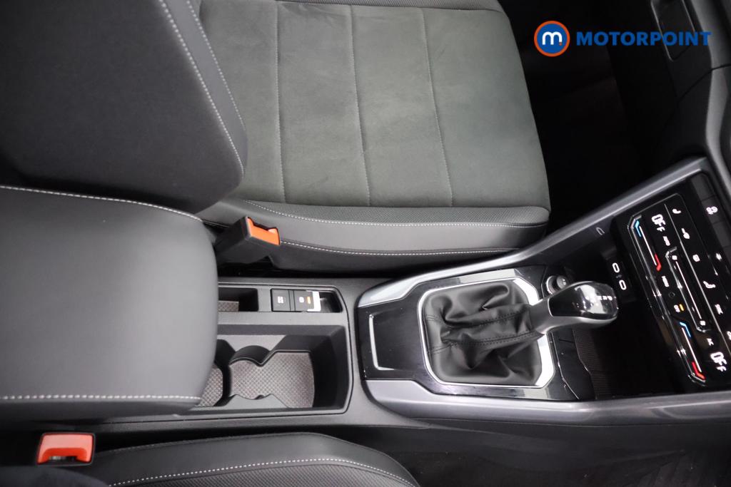 Volkswagen T-Roc Style Automatic Petrol SUV - Stock Number (1550935) - 8th supplementary image
