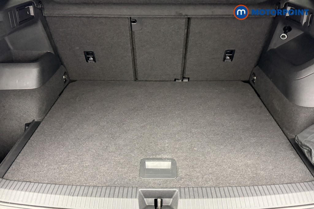 Volkswagen Tiguan R-Line Automatic Diesel SUV - Stock Number (1550962) - 21st supplementary image