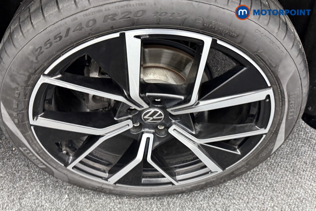 Volkswagen Tiguan R-Line Automatic Diesel SUV - Stock Number (1550962) - 30th supplementary image
