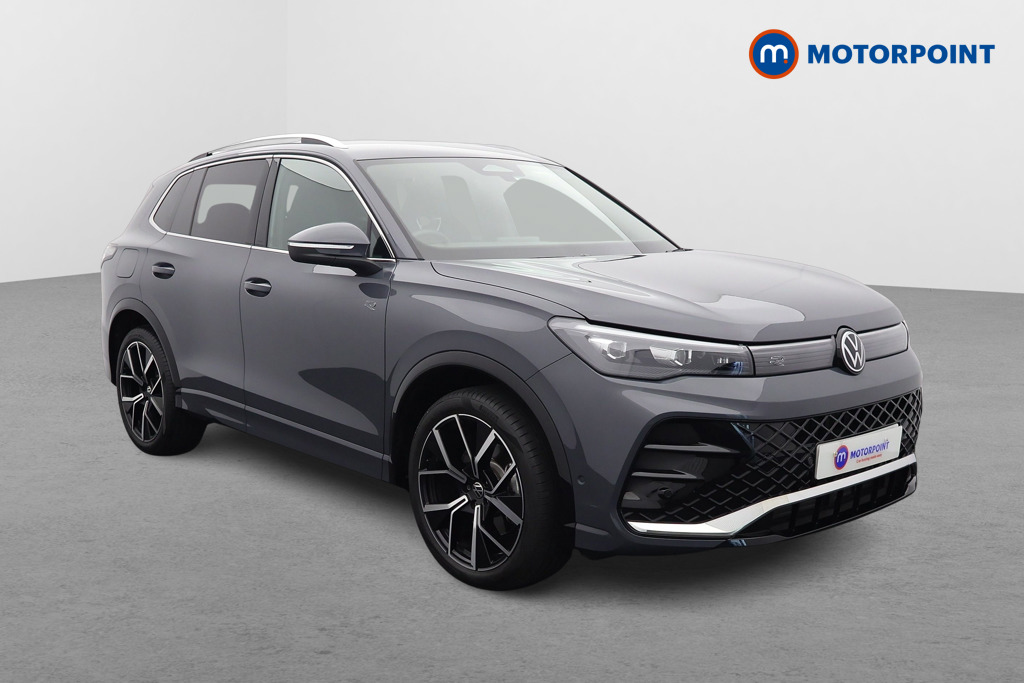 Volkswagen Tiguan R-Line Automatic Diesel SUV - Stock Number (1550962) - Drivers side front corner