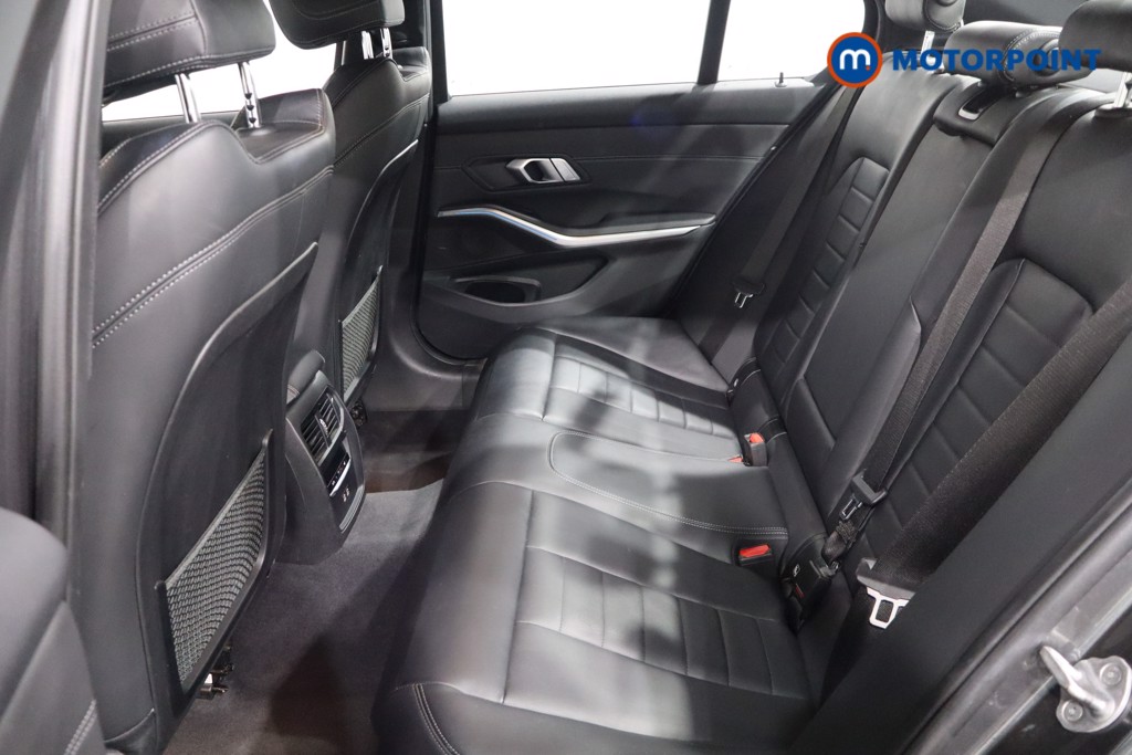 BMW 3 Series M Sport Automatic Petrol Plug-In Hybrid Saloon - Stock Number (1550966) - 5th supplementary image