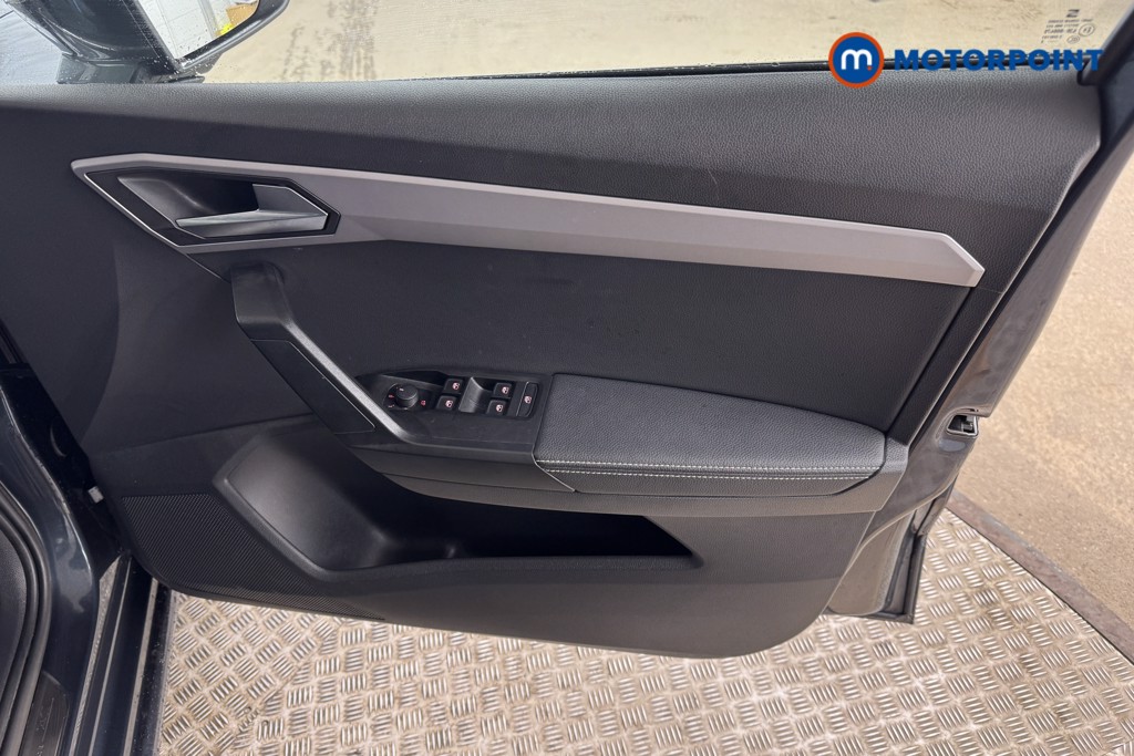 Seat Ibiza Xcellence Lux Manual Petrol Hatchback - Stock Number (1550970) - 14th supplementary image