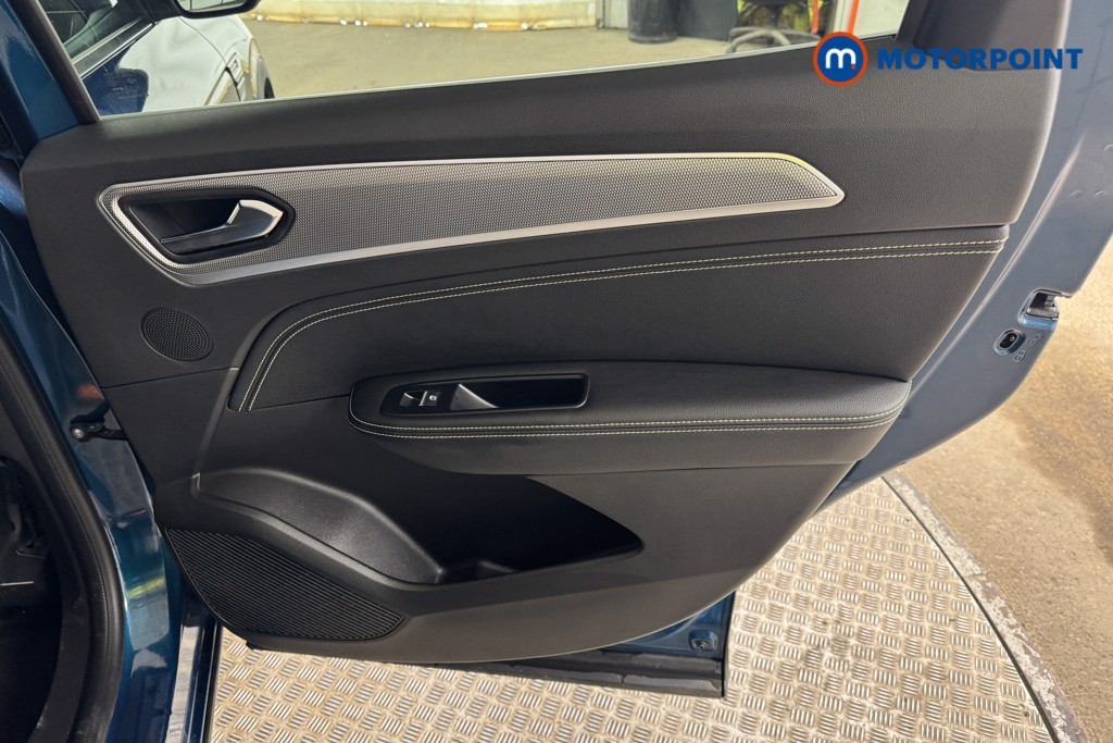Renault Arkana Techno Automatic Petrol-Electric Hybrid SUV - Stock Number (1551003) - 15th supplementary image