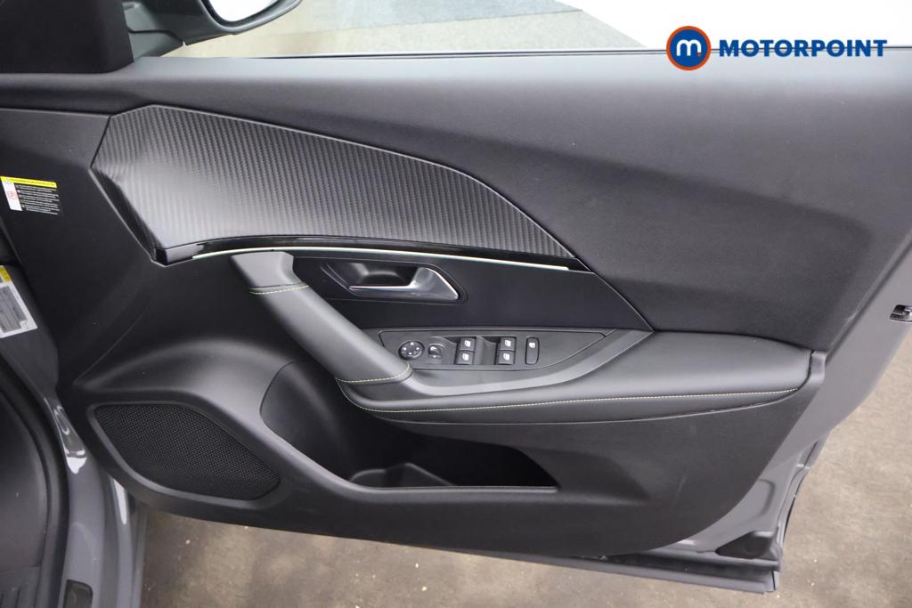 Peugeot 2008 GT Automatic Petrol SUV - Stock Number (1551114) - 9th supplementary image