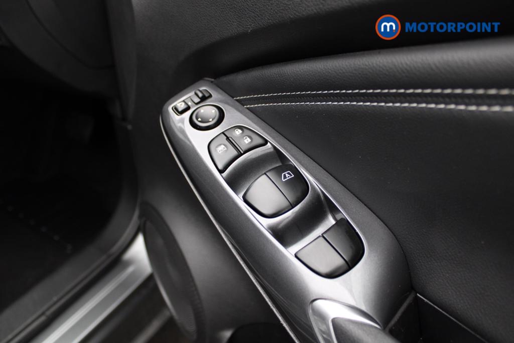 Nissan Juke N-Connecta Automatic Petrol-Electric Hybrid SUV - Stock Number (1551145) - 20th supplementary image