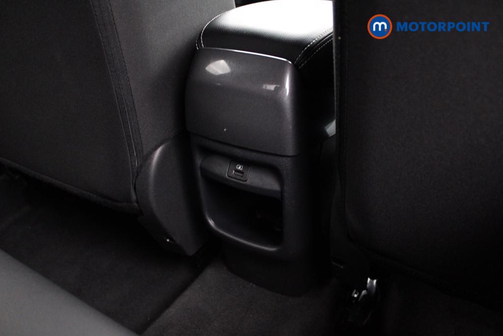 Nissan Juke N-Connecta Automatic Petrol-Electric Hybrid SUV - Stock Number (1551145) - 21st supplementary image