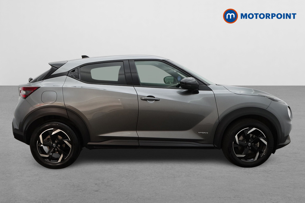 Nissan Juke N-Connecta Automatic Petrol-Electric Hybrid SUV - Stock Number (1551145) - Drivers side