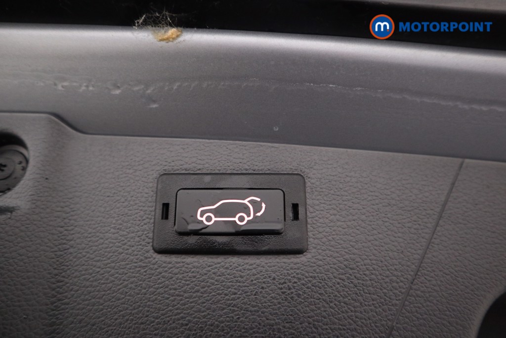 Ssangyong Korando Ultimate Automatic Petrol SUV - Stock Number (1551183) - 16th supplementary image