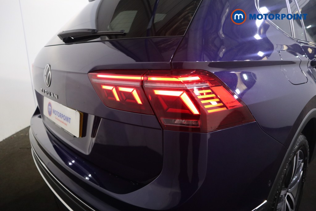 Volkswagen Tiguan Allspace Elegance Automatic Petrol SUV - Stock Number (1551197) - 24th supplementary image