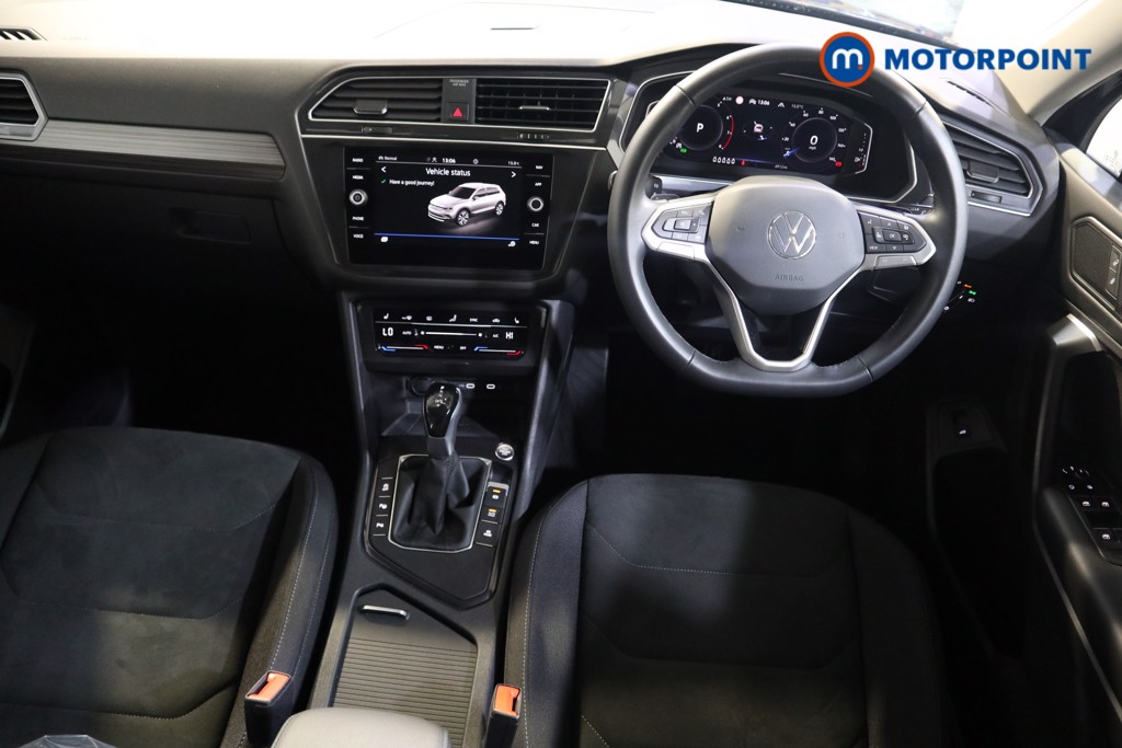 Volkswagen Tiguan Allspace Elegance Automatic Petrol SUV - Stock Number (1551197) - 1st supplementary image