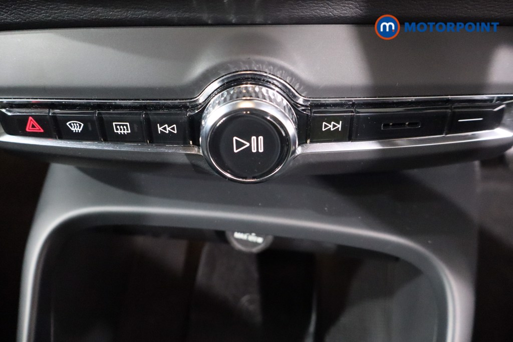 Volvo Xc40 Plus Automatic Petrol SUV - Stock Number (1551826) - 15th supplementary image