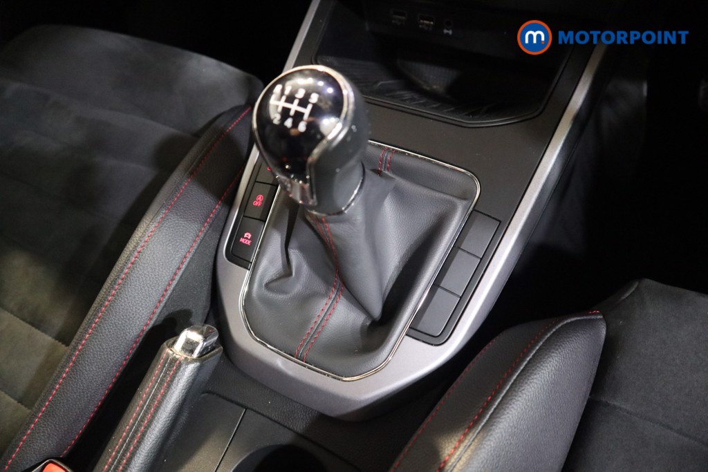 Seat Arona Fr Sport Manual Petrol SUV - Stock Number (1551836) - 8th supplementary image