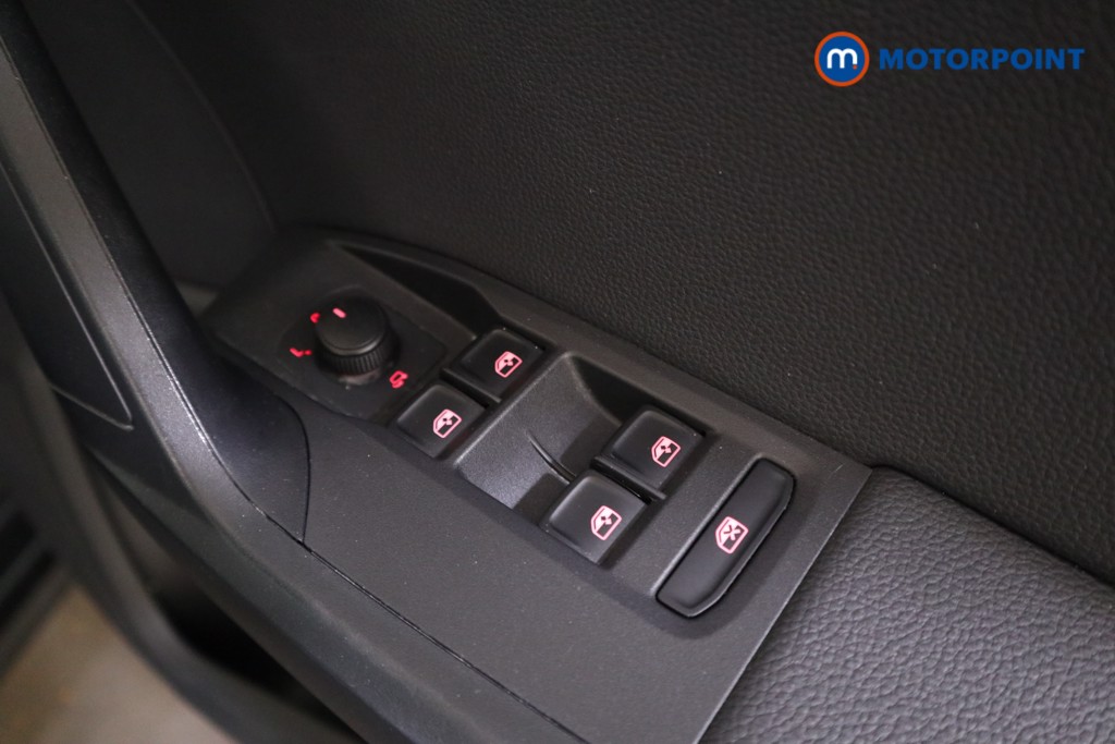 Seat Arona Fr Sport Manual Petrol SUV - Stock Number (1551836) - 10th supplementary image