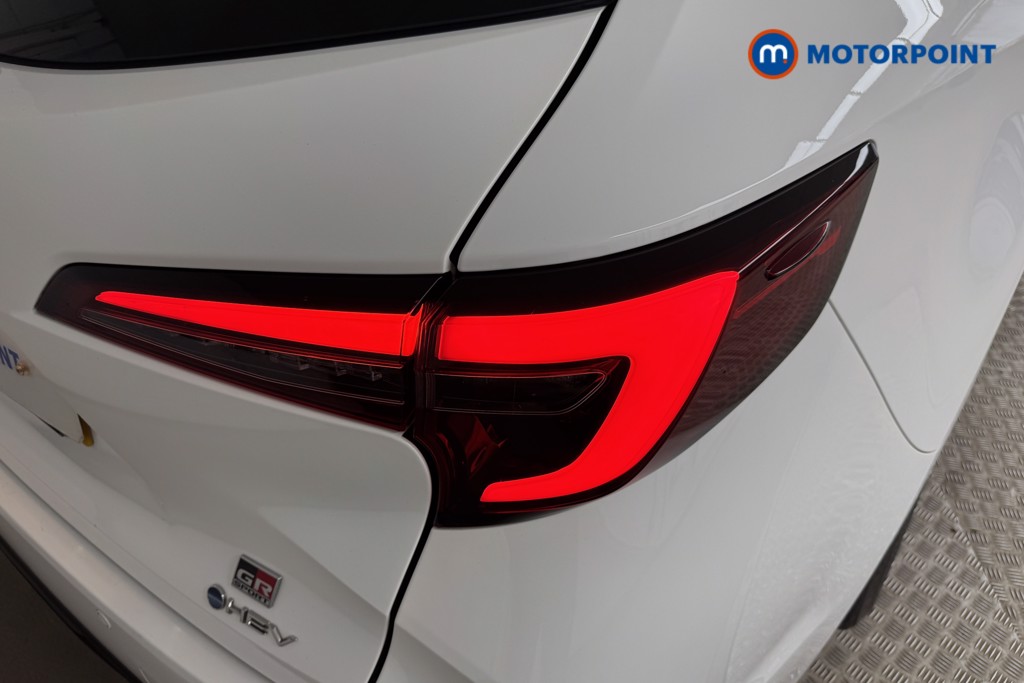 Toyota Corolla Gr Sport Automatic Petrol-Electric Hybrid Estate - Stock Number (1551911) - 17th supplementary image