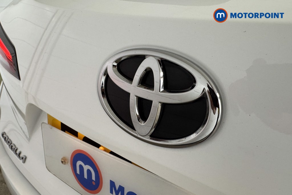 Toyota Corolla Gr Sport Automatic Petrol-Electric Hybrid Estate - Stock Number (1551911) - 18th supplementary image