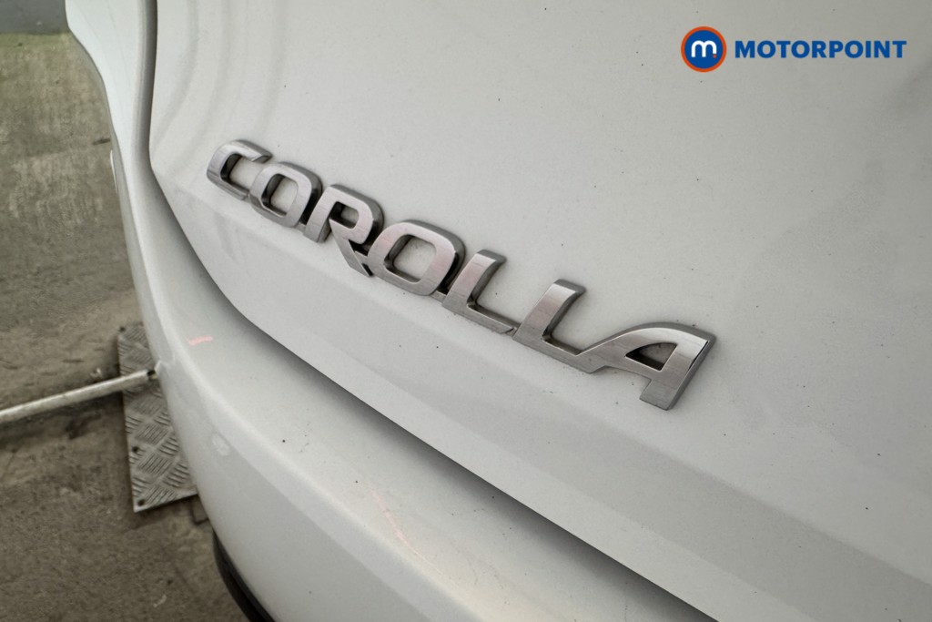 Toyota Corolla Gr Sport Automatic Petrol-Electric Hybrid Estate - Stock Number (1551911) - 19th supplementary image