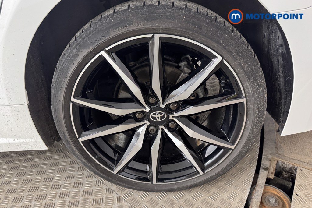Toyota Corolla Gr Sport Automatic Petrol-Electric Hybrid Estate - Stock Number (1551911) - 21st supplementary image